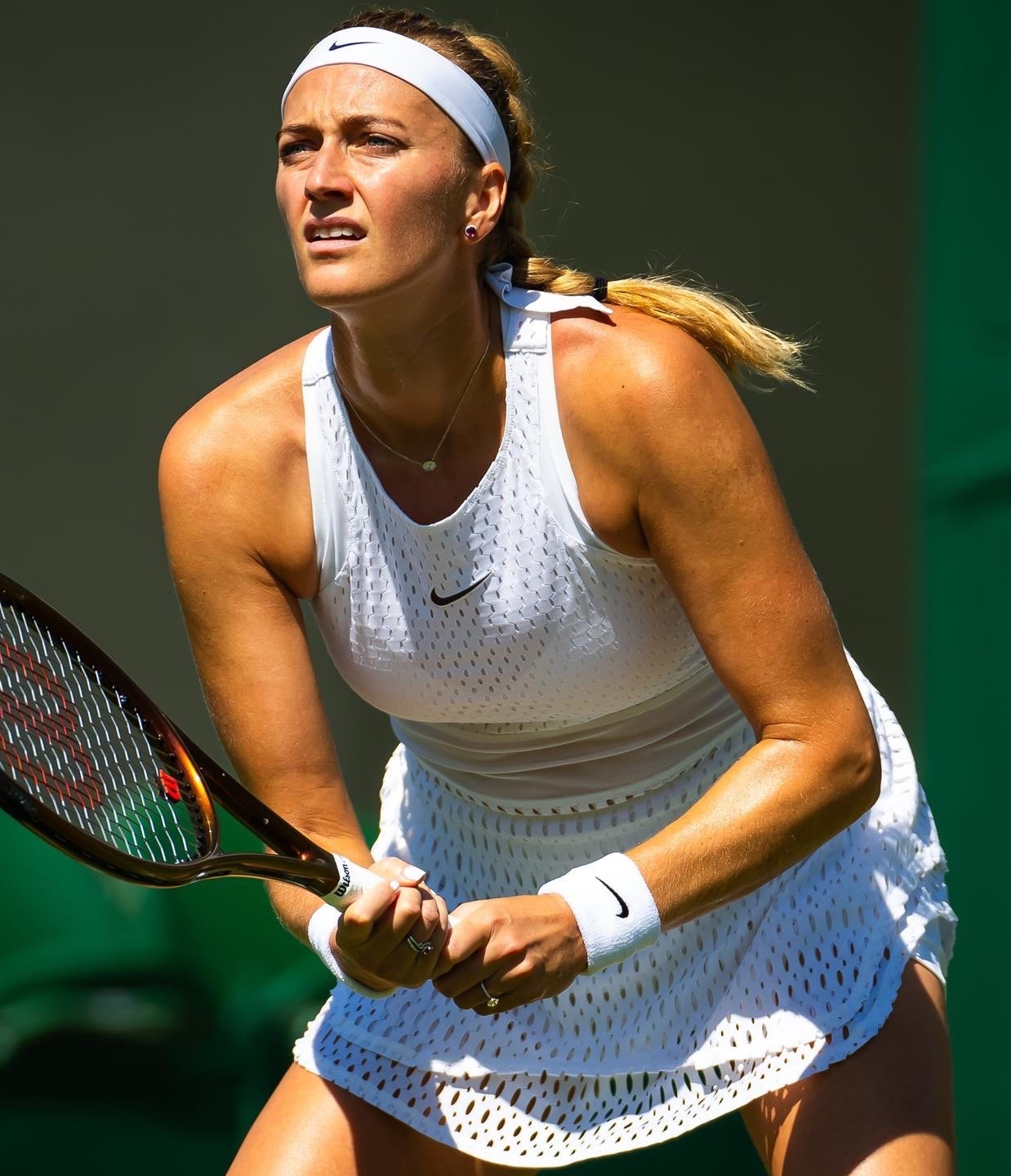 乐鱼-出色防守引爆全场!,科维托娃意外战胜瑞士队上演精彩一战-乐鱼