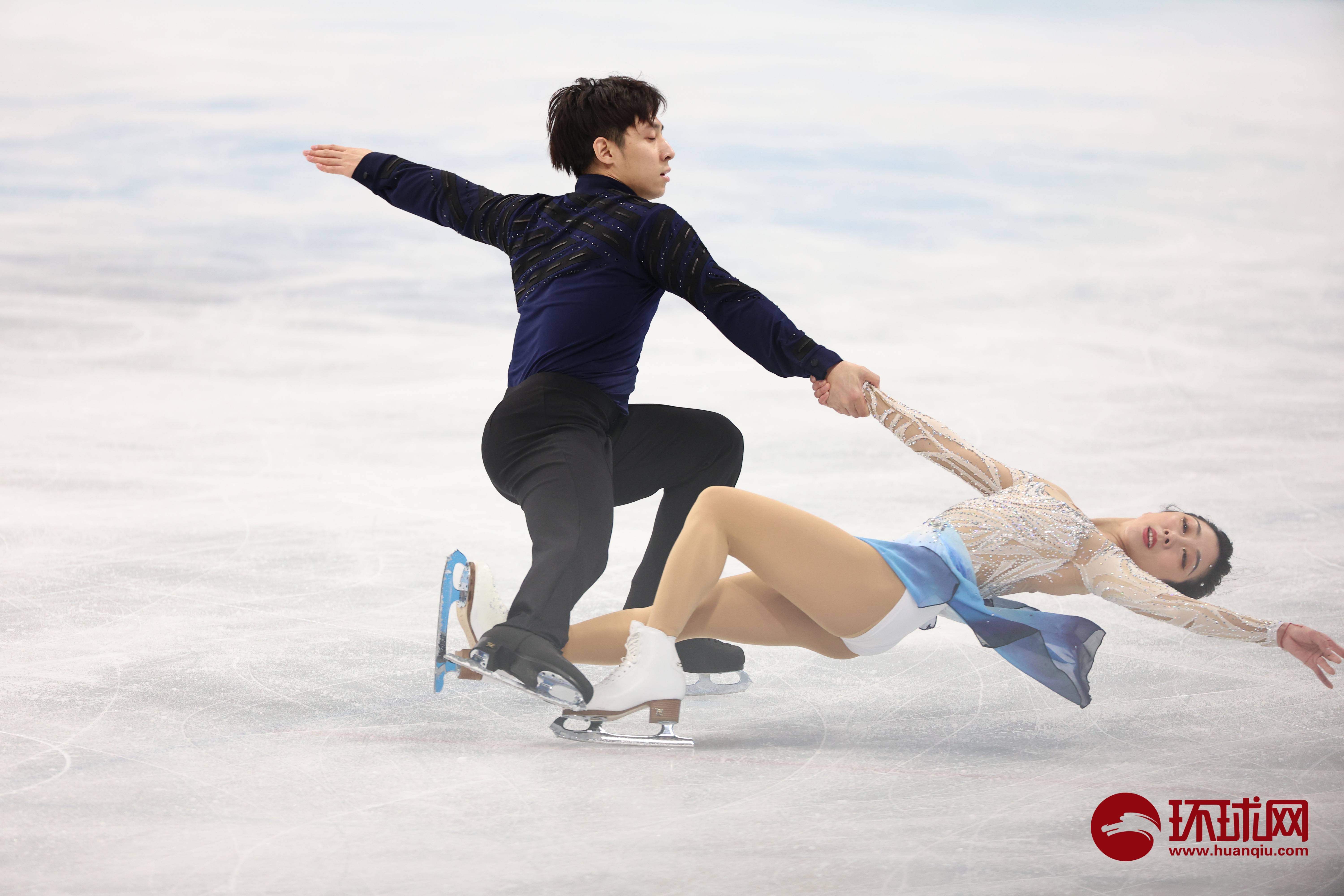 乐鱼-哈兰德重返赛场,败北首场状态出色,切尔西观众沸腾!观众掌声雷动-乐鱼